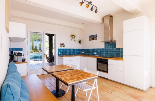 Tourrettes-sur-Loup Villa | Mas du Soleil | 25m Pool & Sea View