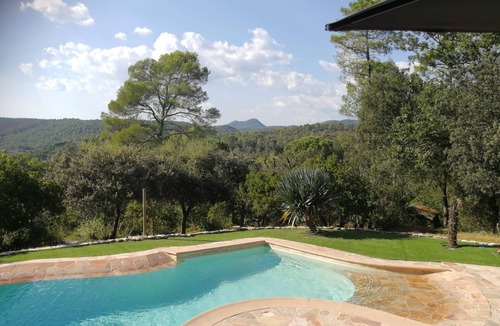 Correns House | Mas du Valnalou *Pool and panoramic view