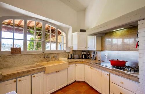 Bonnieux House | Mas familial luxueux 8 chambres