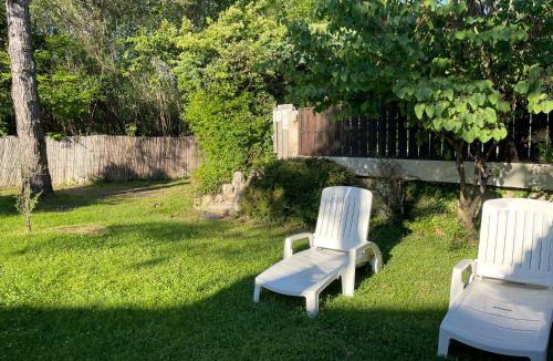 Eygalieres Bed & Breakfast | Mas Grimaud - Gîte- Studio et chambres d'hôtes familiales