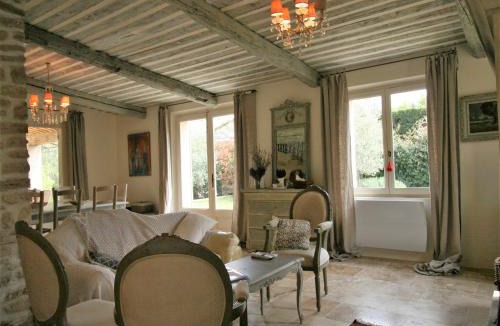 Eygalieres Villa | Mas in Eygalières with Heated Pool