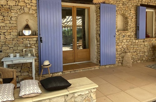 Gargas Villa | Mas in the ROUSSILLON pine forest with view, heated swimming pool
