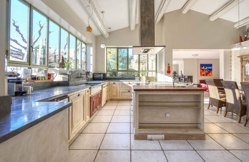 Eygalieres Villa | Mas Jocelyn - Five Bedroom Villa, Sleeps 10