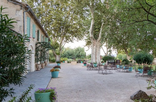 Saint-Andiol House | Mas Le 7 12km from Saint Remy de Provence - 15km from Avignon - 2km from Saint Andiol
