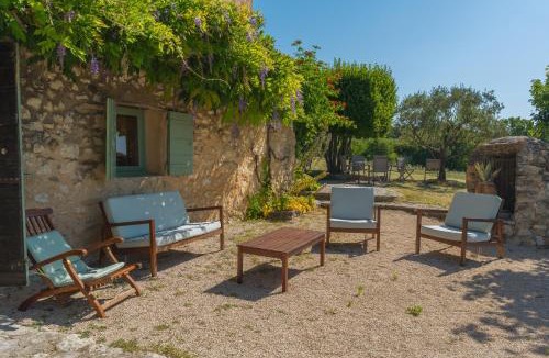 Cabrieres-dʼAigues House | Mas "Les Espinettes" avec piscine