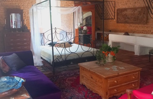 Generac House | Mas Provençal à 10 Minutes de Nîmes. Animaux de Compagnie Acceptés !