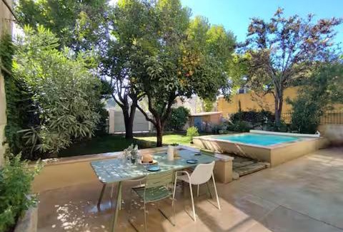 Fontvieille Villa | Mas provençal avec piscine au coeur de Fontvieille