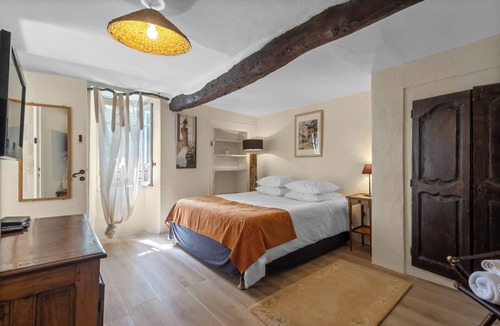Cabris Other | Mas provençal with swimming pool on 3 hectares of terraced land. Pets welcome