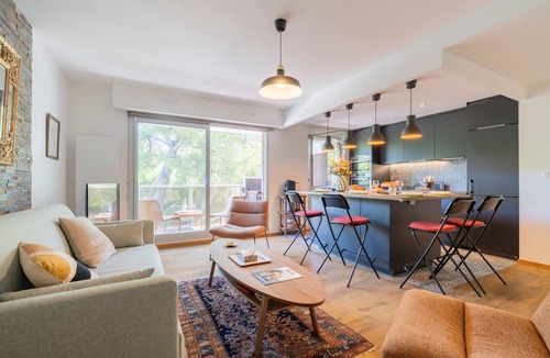 Prado-Perier Apartment | Match Point - À moins d'1 km des plages