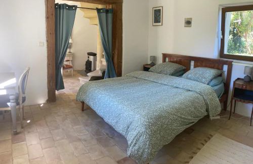 Salon-de-Provence House | Mazet au pied des Alpilles, avec Piscine & Pétanque
