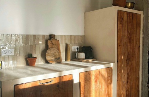 Grottes Caves Apartment | Mediterranean house between vineyards and sea
