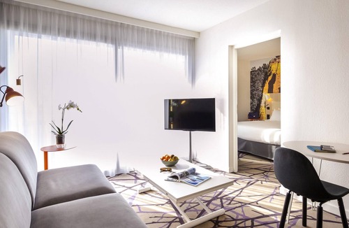Cavaillon Hotel | Mercure Cavaillon Hotel