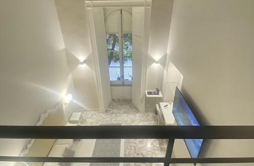 Vomero Bed & Breakfast | MILUAR - Vanvitelli