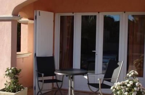 Agay Apartment | "Mimosa" holiday flat with a view of the water