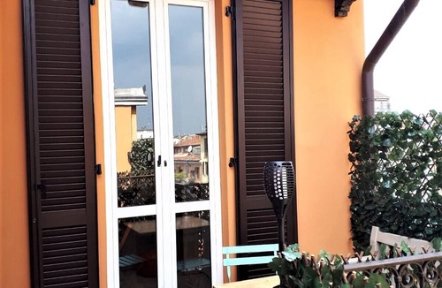 Zona Solari Apartment | Mini-Penthouse with private terrace, in the Design and Fashion district