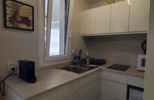 Frejus Plage Apartment | MIOUGRANO Studio 25m2 Piscine 300m Plage
