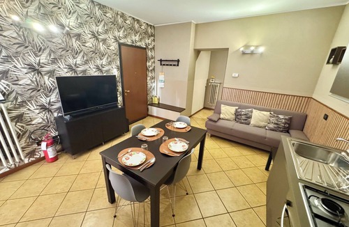 Castenedolo Apartment | MIRCO'S HOUSE - SPACIOUS AND MODERN TWO-ROOM APARTMENT