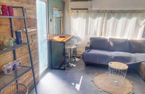 St.-Remy-de-Provence Other | Mobil home Bohème avec jacuzzi