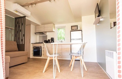 Perols House | Mobile Home OuiReves 94, facing the Mediterranean