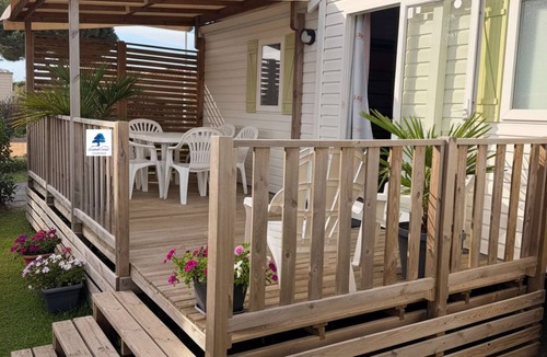 Port-la-Nouvelle House | Mobilhome Sea & Sun - Campsite with swimming pool in Port-la-Nouvelle