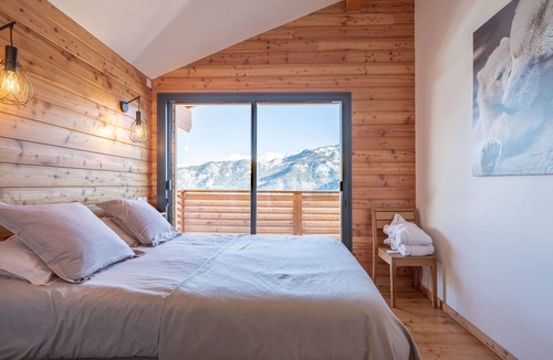 Pra Loup Ski Chalet | Modern chalet in Pra Loup - 16 people, jacuzzi, parking