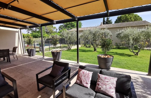 Molleges House | Modern family villa with private pool in Provence