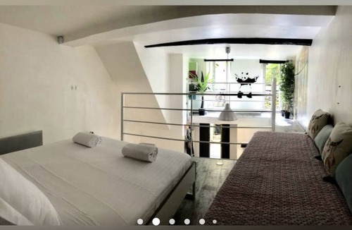 Old Town Apartment | Modern loft 60 m2 2 steps from the beach and Cours Saleya in peace