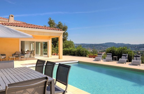 Mandelieu-La-Napoule Villa | Modern Sea‑View Villa Infinity Pool A/C Sleeps 8 Mandelieu‑Capitou
