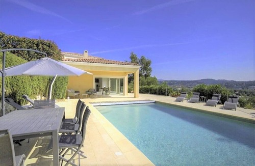 Mandelieu-La-Napoule Villa | Modern Sea‑View Villa Infinity Pool A/C Sleeps 8 Mandelieu‑Capitou