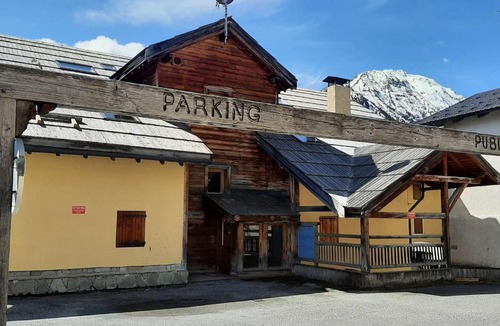 Montgenevre Apartment | Montgenèvre - Studio 4 pers. à 50m des pistes, parking, lumineux, wifi possible - FR-1-330D-57