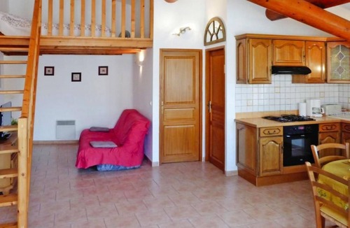 Bonnieux Apartment | Morard - Bonnieux Appt 2. Etage by Interhome