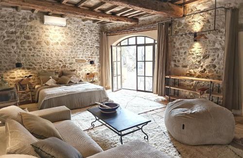 Mouries Bed & Breakfast | Moulin des Bergères