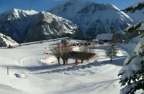 Orcieres-Merlette Apartment | Mountain-side apartment with mountain views, private terrace and Wi-Fi