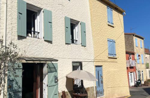 Sorede House | Mountain View - 3-Bedroom, Air-Conditioned Village House in Sorède