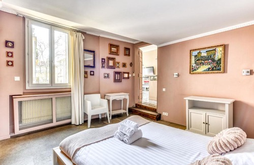 Historic Centre Apartment | My Hotel canourgue - Première Conciergerie
