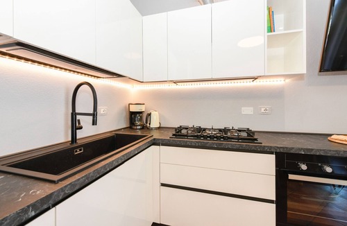 San Benedetto di Lugana Apartment | My Sirmione Beach Apartment Superior
