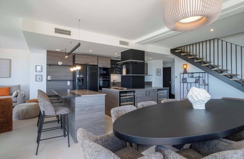 Valras-Plage Apartment | MyLoc Collection Duplex with Private Spa & Sea View