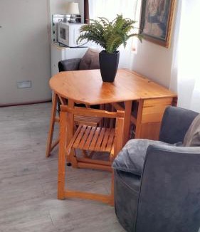 Cabrieres-dʼAigues Bed & Breakfast | Nature