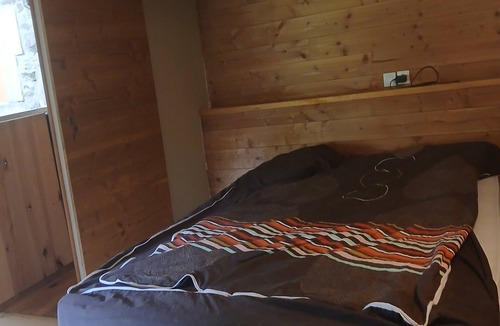Soumont House | Nature gîte with view, swimming pool & ceramic workshop