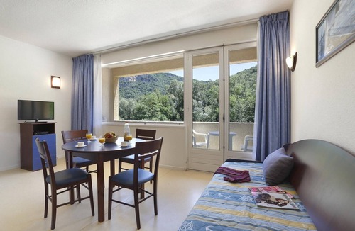 Vallon-Pont-d'Arc Apartment | Nature Studio for 4 in Chames