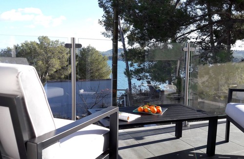 Istres House | New house with beautiful view, next to the beach