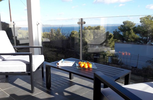 Istres House | New house with beautiful view, next to the beach
