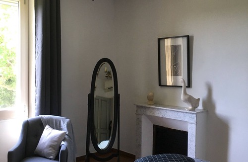 Eyragues House | NEW Provençal Mas with air-conditioned swimming pool, sleeps 8