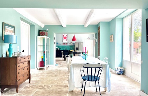 Verquieres Villa | New Spacious Provençal Villa | Private Pool | Sleeps 10 | Peaceful Countryside