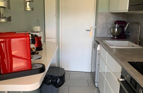 Mandelieu-La-Napoule Apartment | NEW Stunning 4 star apartment (sleeps 4) private parking, communal swimming pool