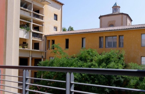 Mazarin Quarter Apartment | Nice 4-star apartment with balcony in the center of Aix en Provence