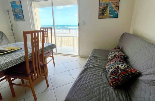 Palavas-les-Flots Condo | Nice air-conditioned studio - wifi - sea view and direct beach access