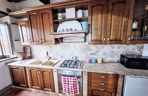 Gaiole in Chianti Apartment | Nice apartment for 2 people with WIFI and TV