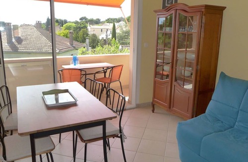 Les Lecques Apartment | Nice apartment for 4 guests with A/C, WIFI, TV, terrace and parking