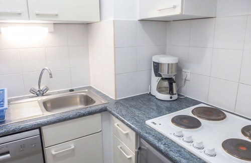 Frejus Port Apartment | Nice apartment for 4 people with WIFI, TV and terrace